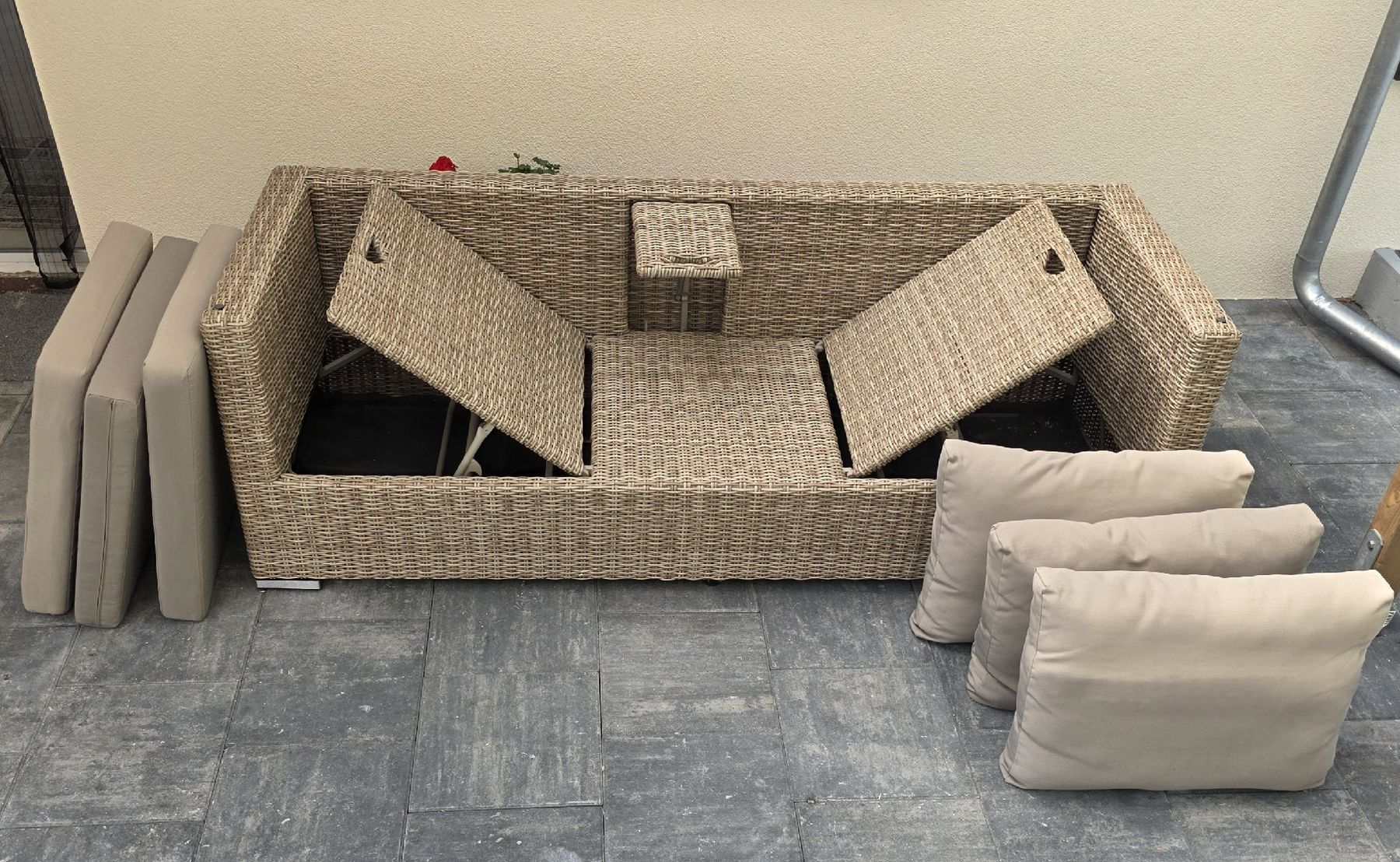 Sofas: Gartensofa Polyrattan beige 3-Sitzer mit Staufach  – D'occasion à Rheinsulz par Gilea 3
