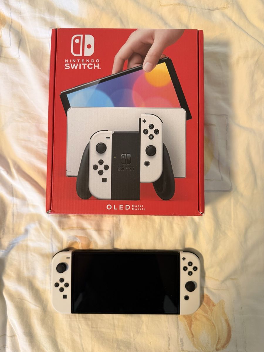 Nintendo Console: Nintendo Switch OLED weiss – Nuovo (secondo la descrizione) da Roggwil TG venduto da Cernix