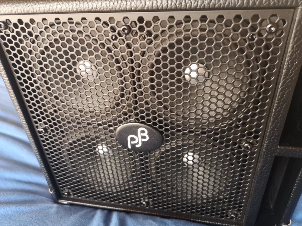 Phil jones piranha c4 bass cabinet review