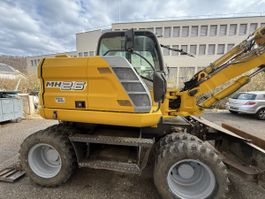 Bagger New Holland 10T