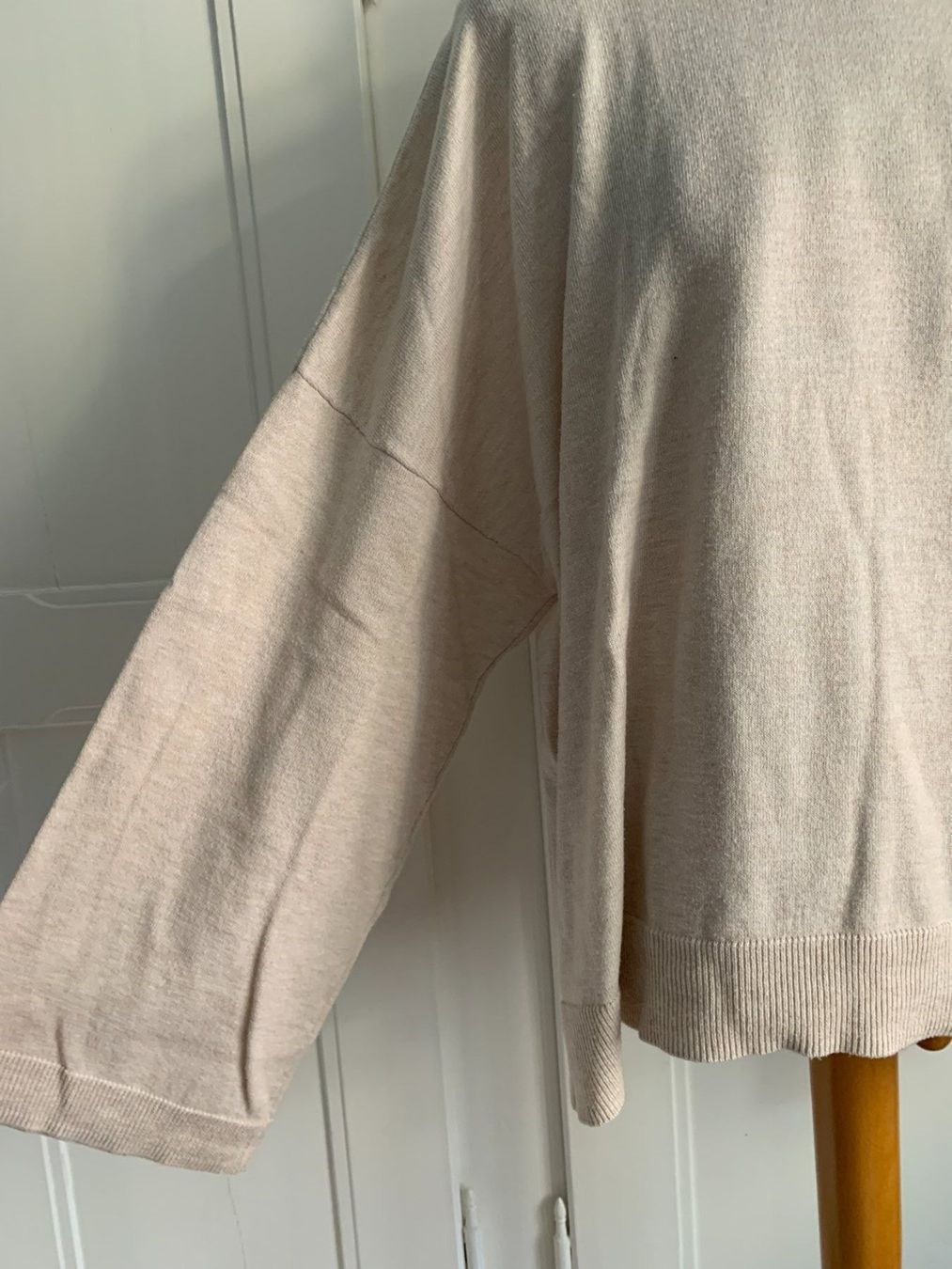 Maglioni & Felpe: Feinstrick Pullover beige oversized - L – Usato da Zürich venduto da Diazaio 2