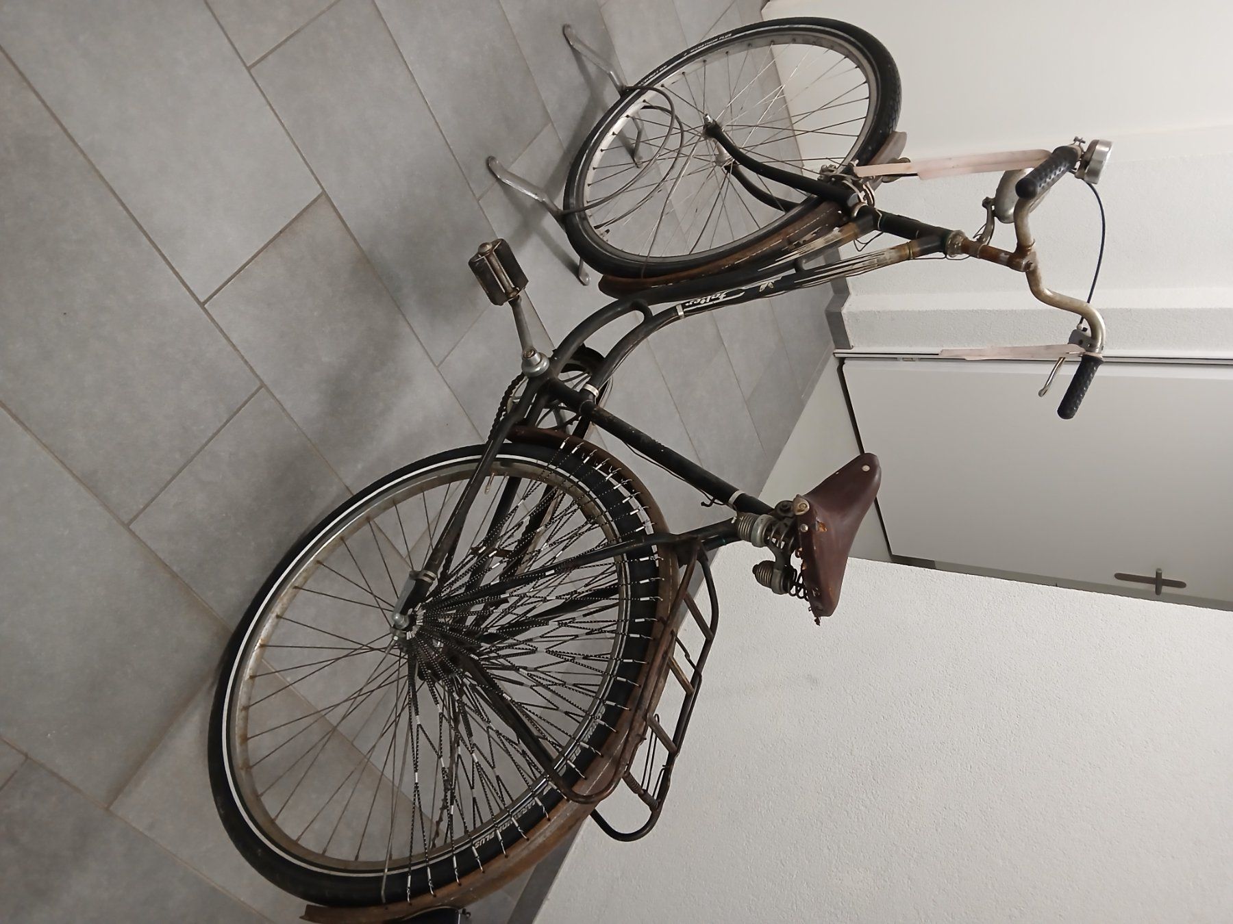 Biciclette: Oldtimer Vintage Damen Fahrrad – Usato da Brügg BE venduto da sputnik47