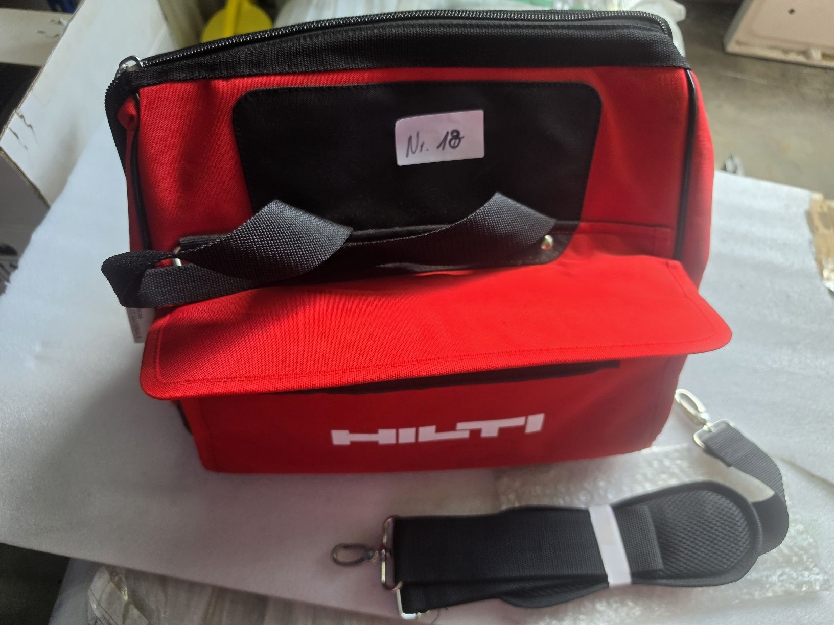Hilti Alle Werkzeuge: Hilti Werkzeugtasche  – Gebraucht aus WIL SG von Sprin319 1