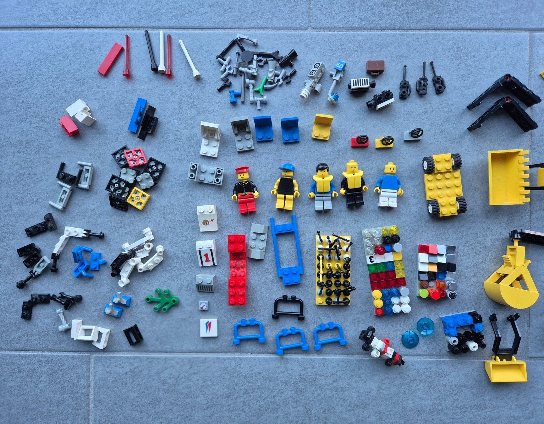 Lego Kit di costruzioni: LEGO City Kleinteile – Usato da Sissach venduto da DenJoe 2