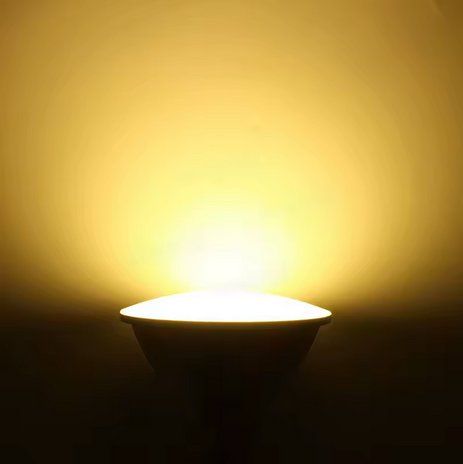 Lampade: LED E27 PAR30 warmweiss 12W 1050 Lumen – Nuovo e nell'imballaggio originale da St. Niklausen OW venduto da LED-Shop 1