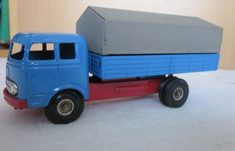 Modellini d'auto: Mercedes Pritschen-LKW, CKO Kellermann – Usato da Bischofszell venduto da Pfau0 2