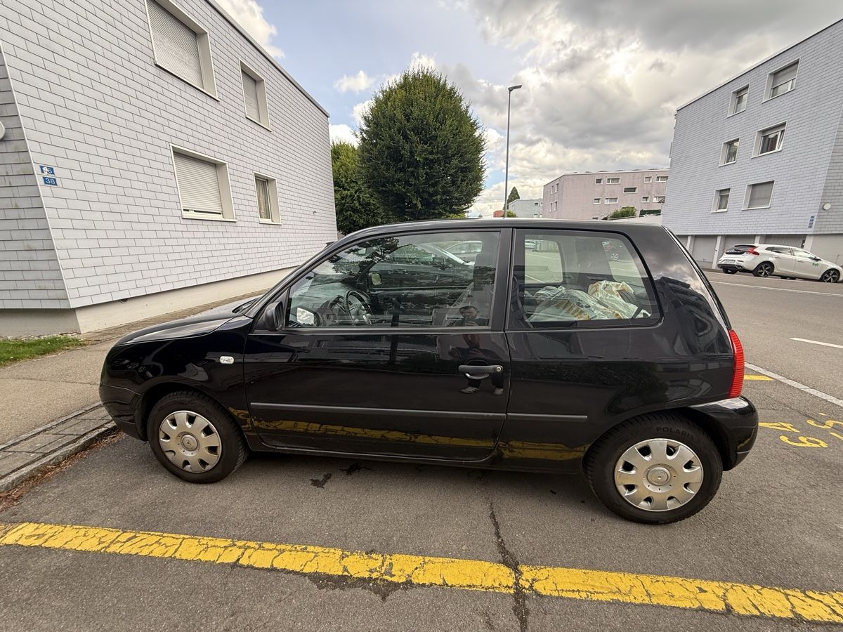 VW Automobili: Volkswagen Lupo 1.4 – Usato da Effretikon venduto da hak_xwd5 1