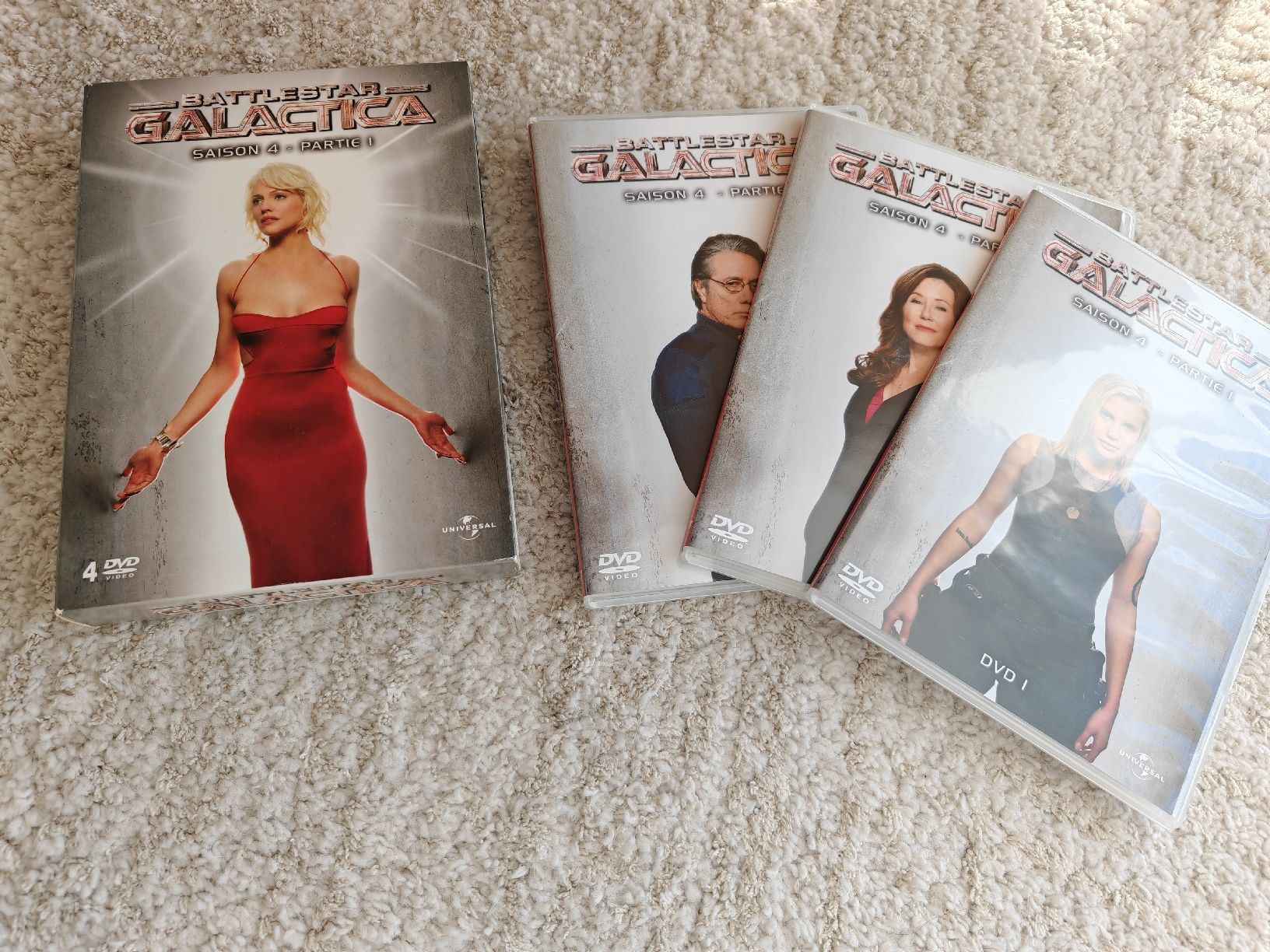 Tutti i DVDs: Battlestar Galactica Saison 4 Partie 1 DVD – Usato da Longirod venduto da ali_nsd5 1