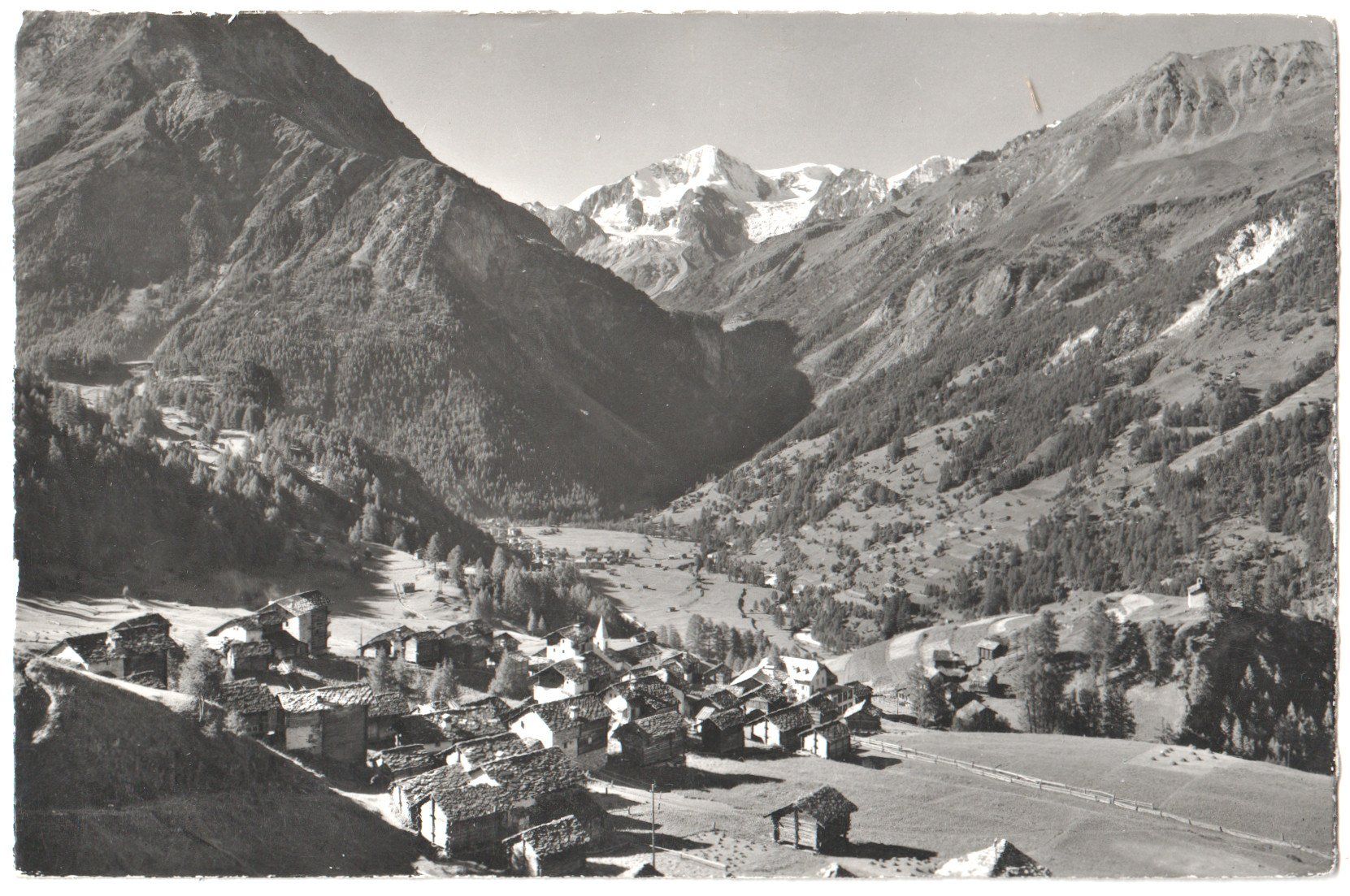 Cartoline postali: LA SAGE: cpa photo Klopfenstein 1966 – Usato da Engelburg venduto da Swisscards