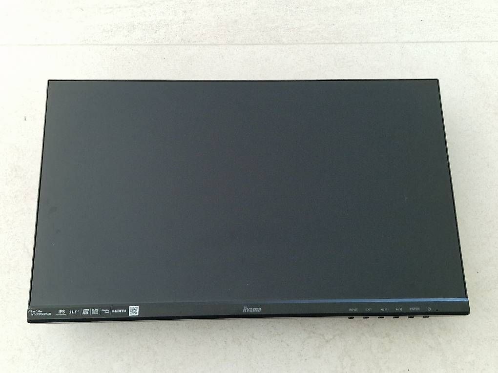 Monitor: Bildschirm 21.5 Zoll – Usato da Derendingen venduto da Vanja89