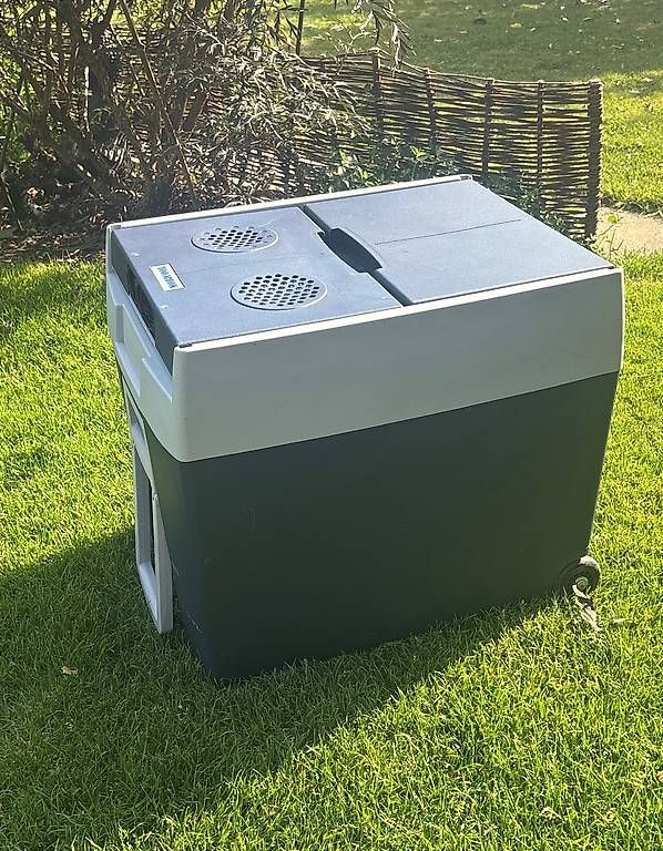 Mobicool Réfrigérateurs et refroidissement: Kühlbox Mobicool W48 – D'occasion à Rickenbach - Sulz par Hintis