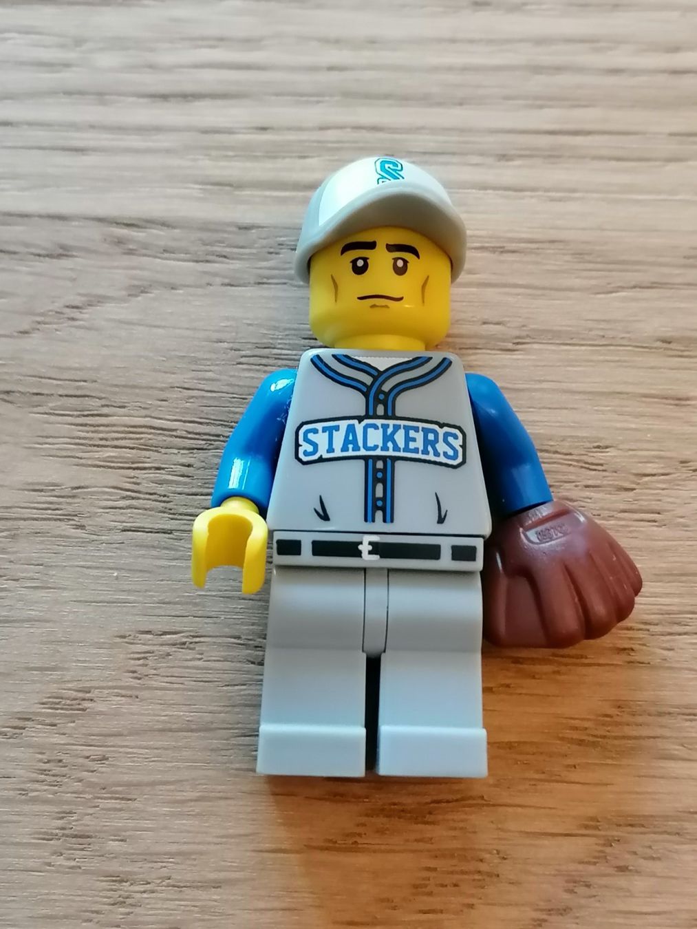 Lego Baukästen: Lego Minifigur Serie 10 - Nr. 13 – Gebraucht aus Basel von vintagecollector