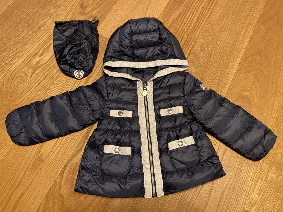 Moncler Jacken & Mäntel: Moncler Mädchen leichte Übergangsjacke Gr. 12-18M – Gebraucht aus Genthod von Tidus04