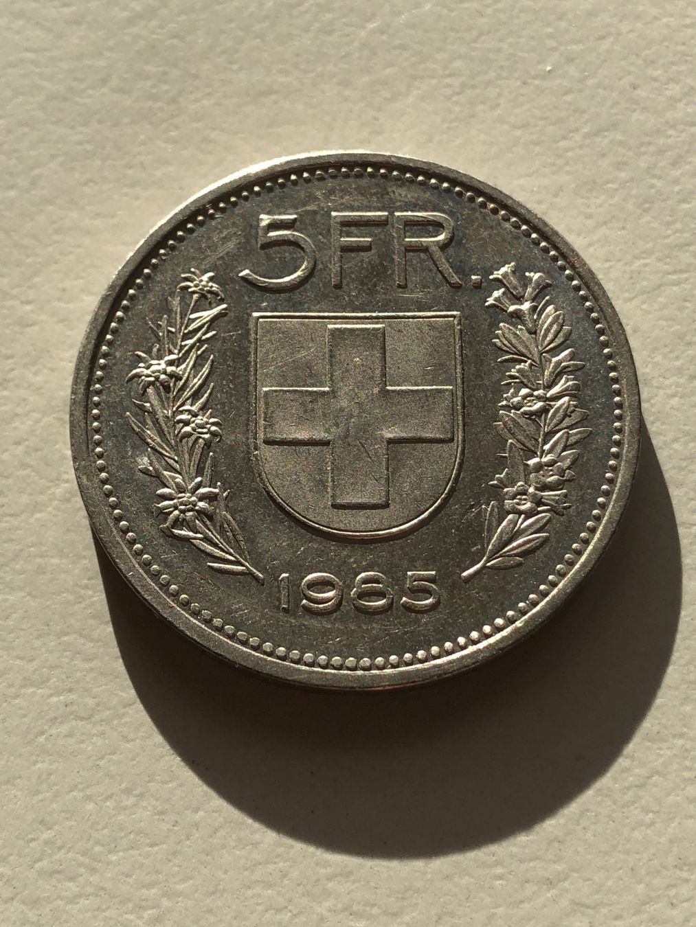 Toutes les monnaies: 5 Fr. 1985 – D'occasion à Schötz par Odpa