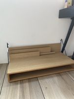 Bureau mural en bois clair – style chêne
