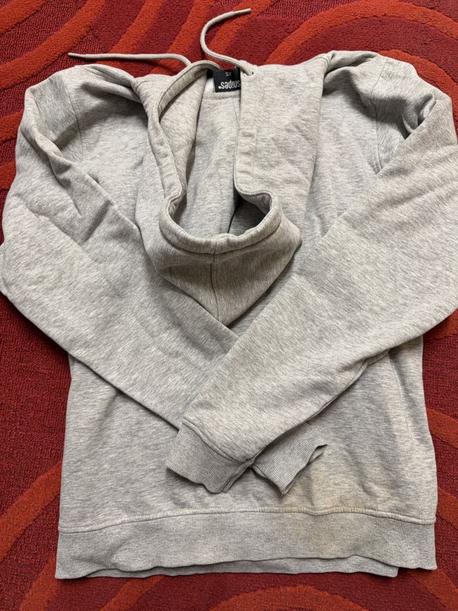 Snipes Maglioni & Felpe: SNIPES Hoodie – Usato da Eschenbach LU venduto da Tatzi1 2