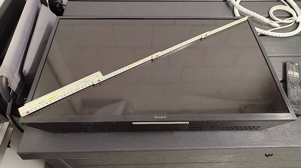 Televisori: Gratis Smart TV mit Wandhalterung – Usato da Schöftland venduto da Urs_Hunziker 3