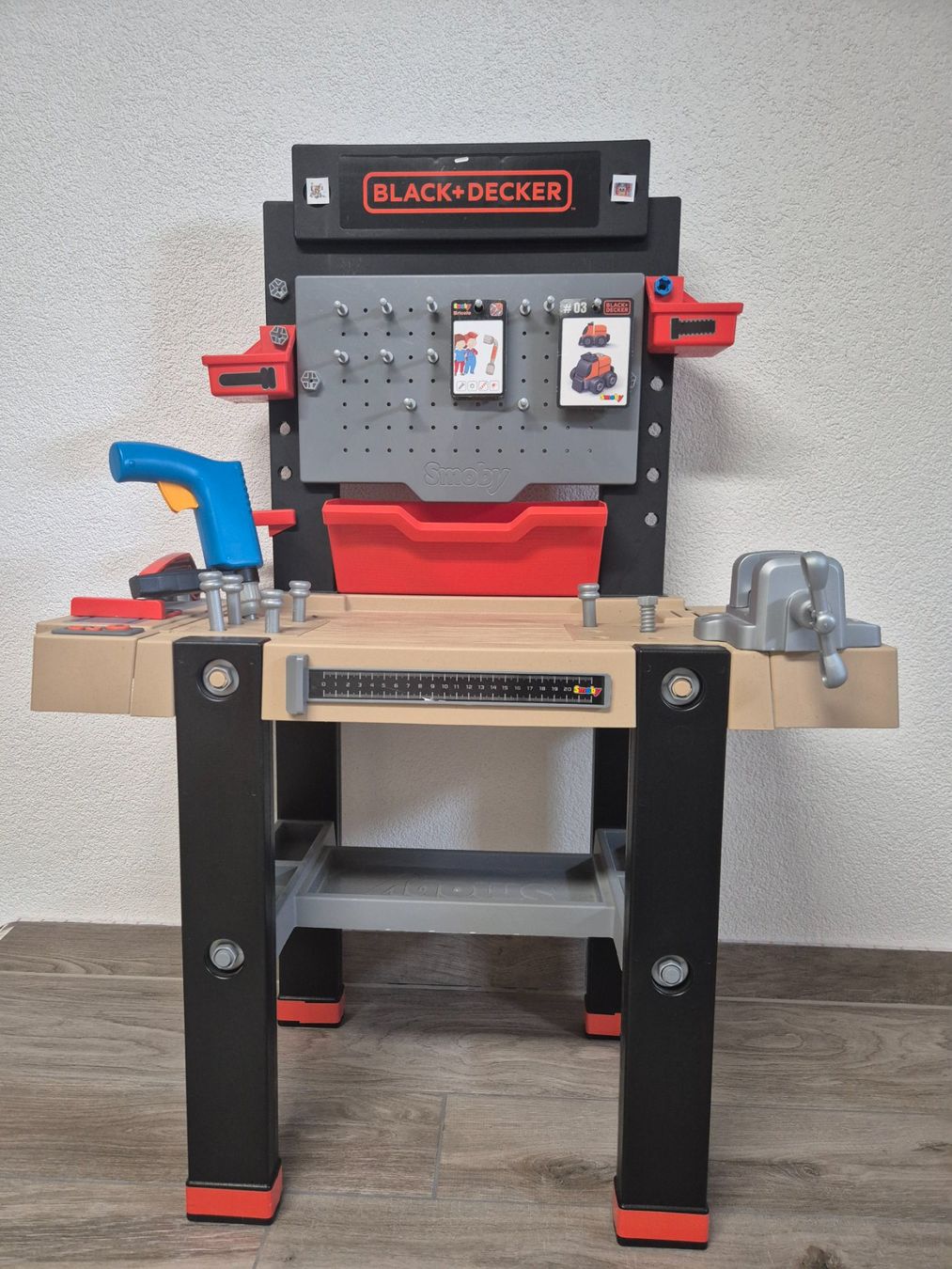 Werkbänke: Atelier Black+Decker Smoby - Jeu d'imitation, complet! – Gebraucht aus Alle von Fanny8952