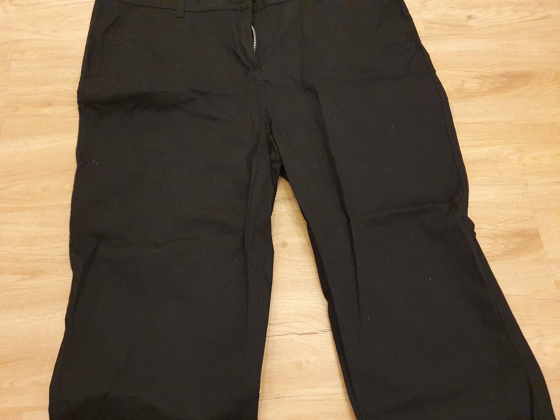 Pantaloni: Dünne 3/4 Sommerhose Gr. 40 in schwarz – Nuovo (secondo la descrizione) da Heinrichswil venduto da sabi2809 3