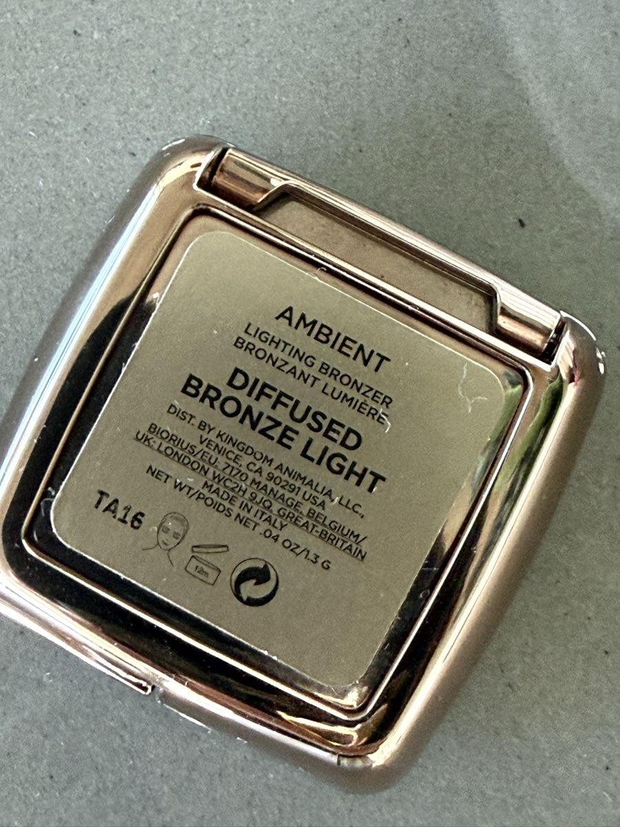 Hourglass Make-up: Hourglass Bronzer Ambient Diffused Bronze Light - travelsize – Usato da Ottenbach venduto da Suni_82 2