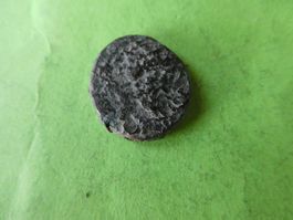 uralte Bronzemünze    20 mm     5.39 g