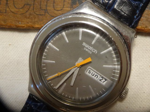 Swatch Montres: S-WATCH HERREN UHR,QUARTZ.SWISS MADE.DATE.TAG.LÄÜFT – D'occasion à zürich par ahmad01 5