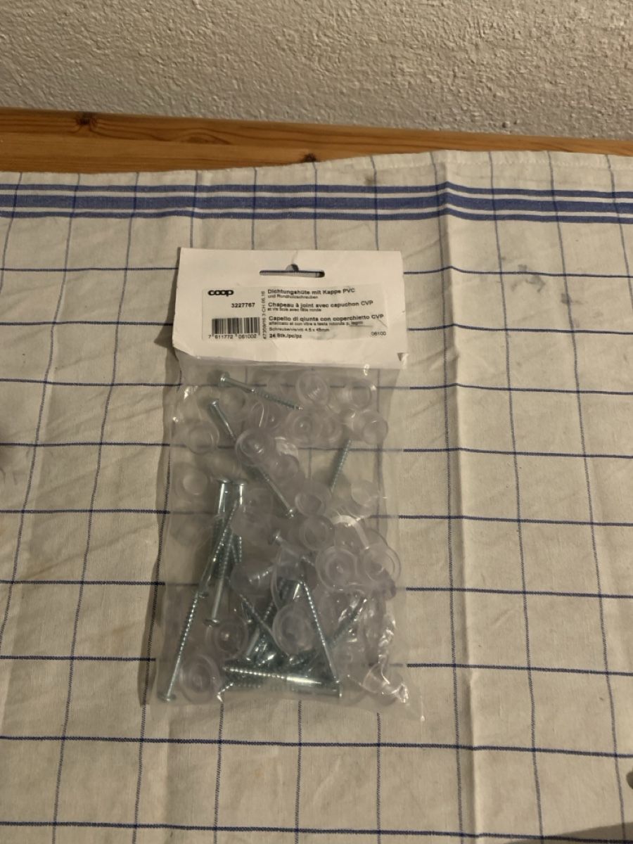 Tutti gli attrezzi: Dichtungshüte mit Kappe PVC, 24 Stk. Neu – Nuovo (secondo la descrizione) da Bärschwil venduto da Ranron1970