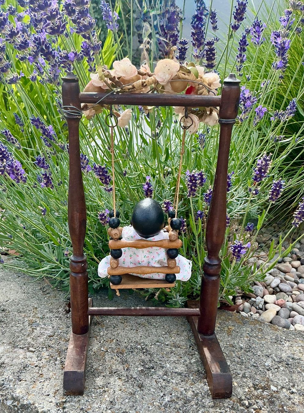 Jouets: ALTE HERZIGE SCHAUKEL MIT PÜPPCHEN – D'occasion à Zell LU par Silvermemory 3