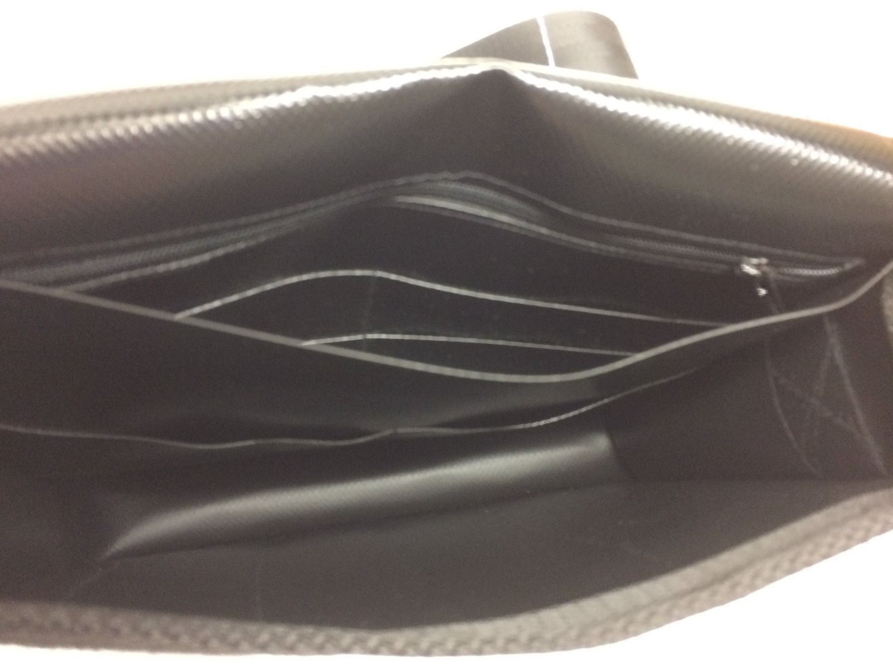 Taschen für Damen: Handtasche - Blachen neu CHF. 28.00 – Neu (gemäss Beschreibung) aus Spreitenbach von Margot-09 1