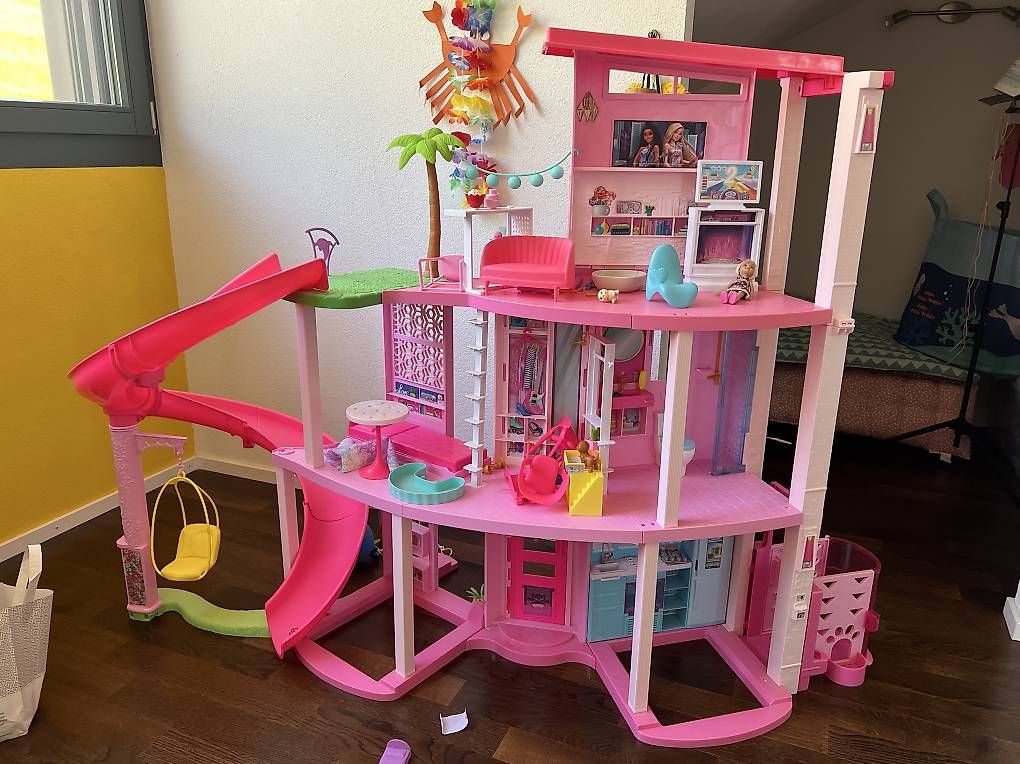 Maisons pour enfant: Barbie maison dreamhouse – D'occasion à Chardonne par ale_vvb7