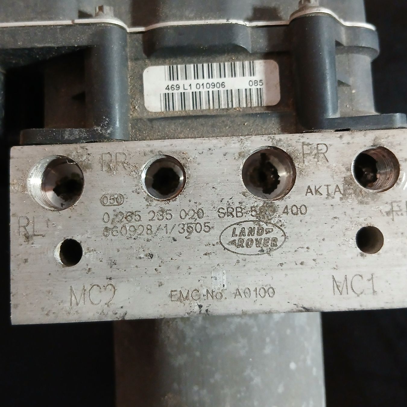 Land Rover Tutti pezzi di ricambio auto: Boîtier ABS Range Rover L322 3.6 TDV8 – Usato da la heutte venduto da Auto-stock 1