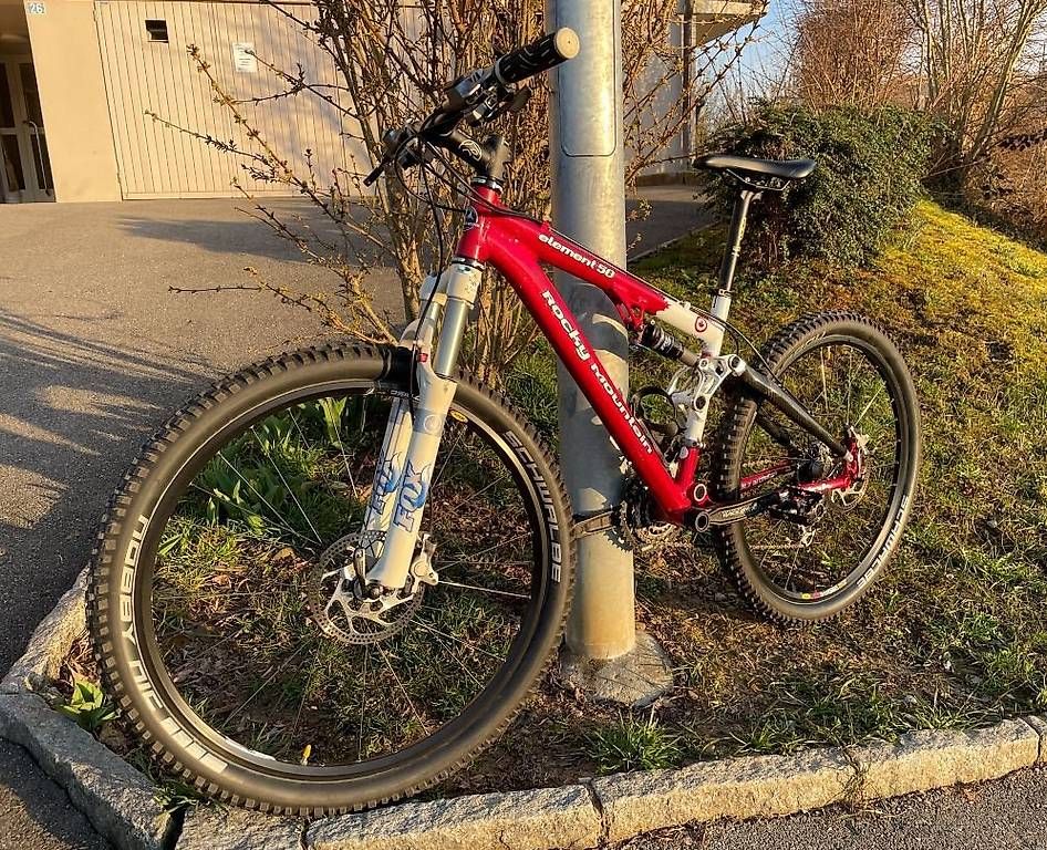 Biciclette: Rocky Mountian Element 50 Kult Bike – Usato da Thayngen venduto da MoinMoin2005