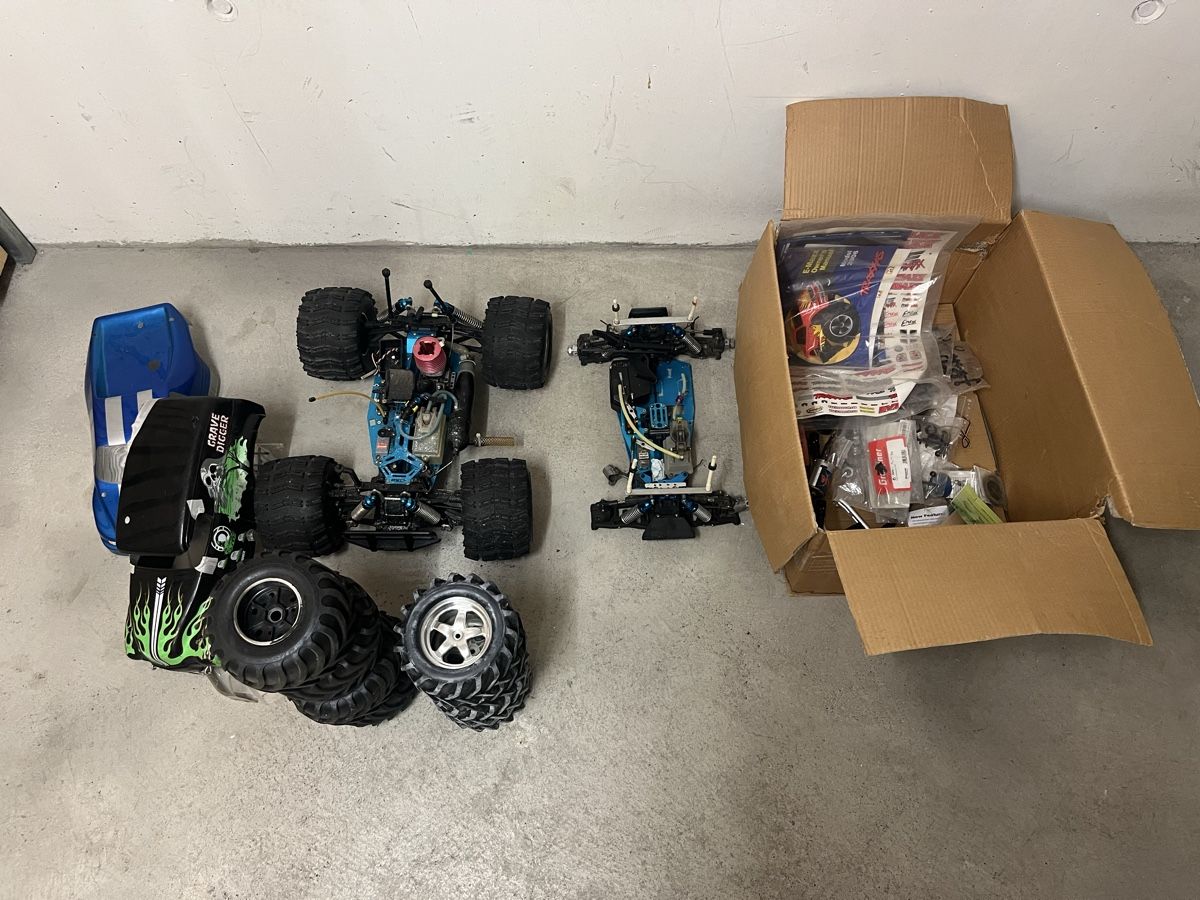 RC Modellbau: Zwei RC Model Monstertruck – Gebraucht aus Pratteln von Gren3