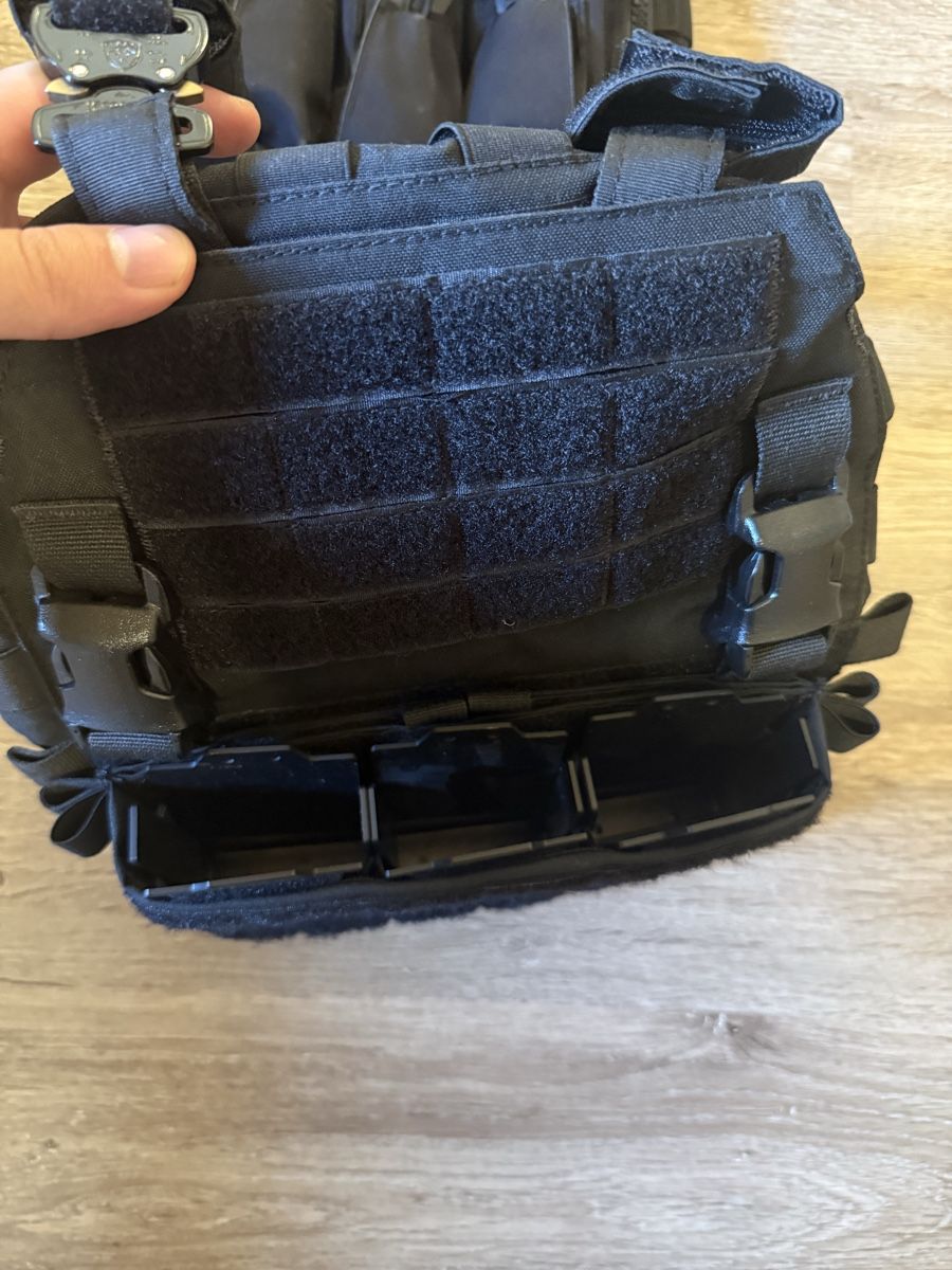Uniformen: Gilet porte plaque complet Hexatac – Gebraucht aus Onex von movco 2
