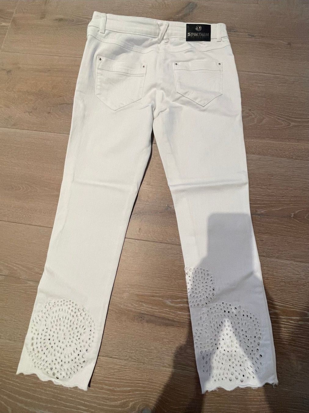 Jeans: Jeans Sportalm weiss Gr. 36 – Gebraucht aus Kaltbrunn von silka03 1