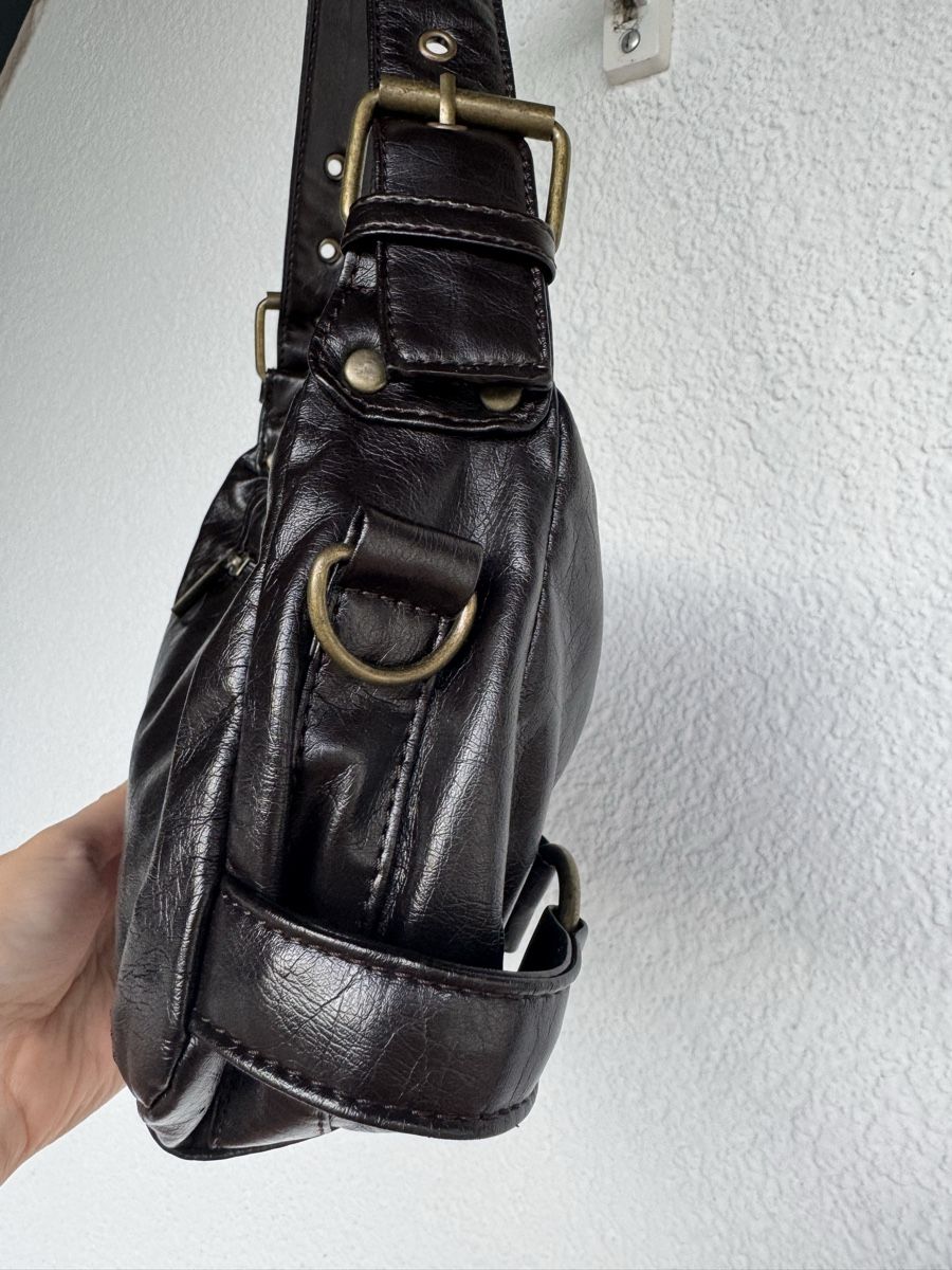Borse da donna: Dunkelbraune Schultertasche  – Nuovo (secondo la descrizione) da Balsthal venduto da Narulya 2