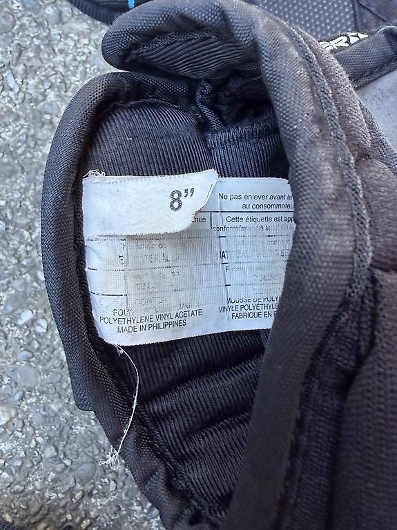 Protezioni & Imbottiture: Hockeyprotektoren – Usato da Tumegl/Tomils venduto da tiger358 1