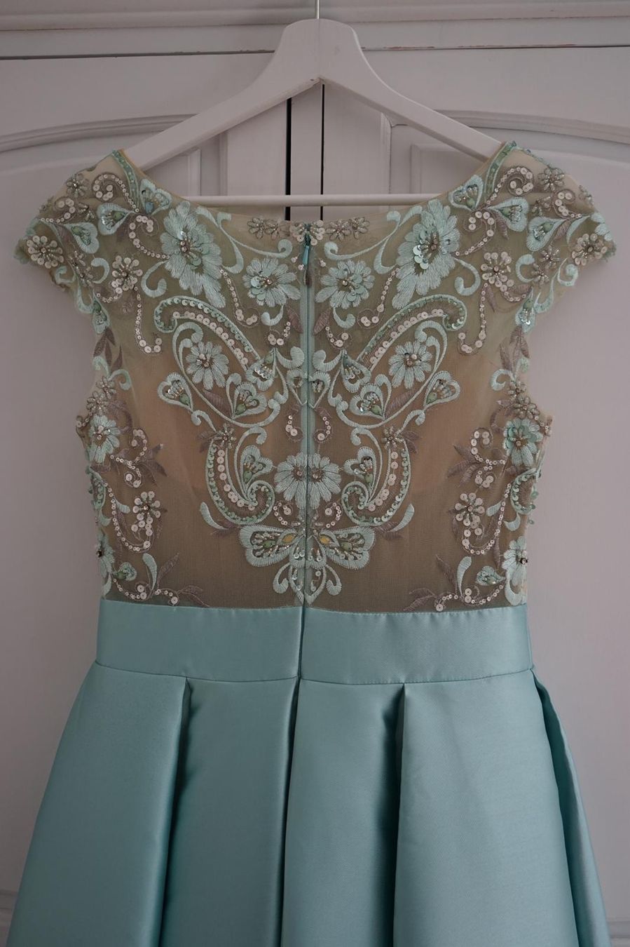 Kleider: Festliches Kleid mit Satin, hellblau, 38 – Neu (gemäss Beschreibung) aus Wangen ZH von Benihas 7