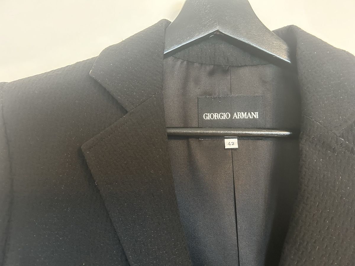Armani Jacken: Giorgio Armani Blazer gr36/38 – Gebraucht aus Allschwil von selake990673 1