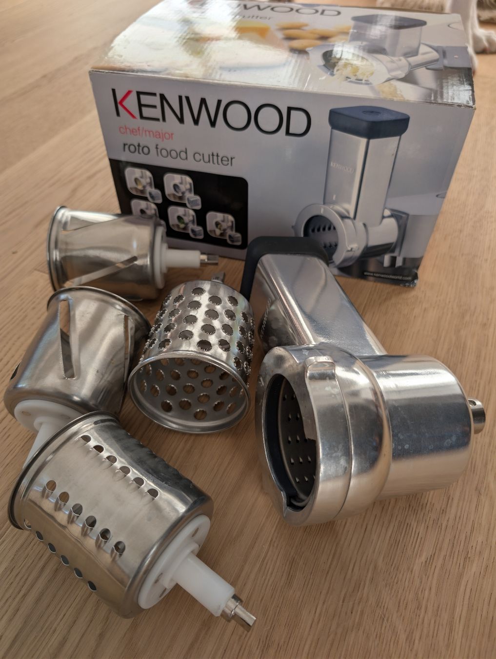 Kenwood Elettrodomestici da cucina: Kenwood Trommeltaffel – Nuovo (secondo la descrizione) da Basel venduto da anitart