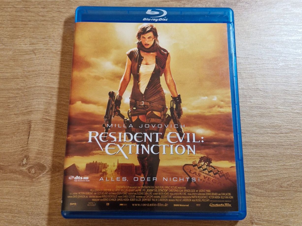 Tutti i DVDs: Resident Evil 3 - Extinction (2007) Bluray – Usato da Pfungen venduto da Whitie