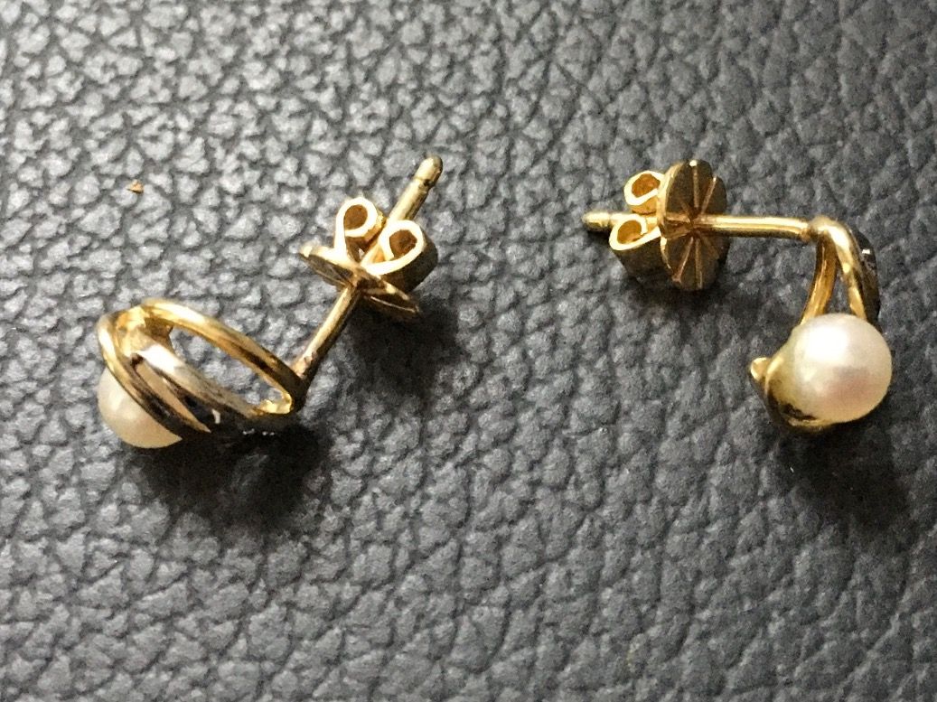 Ohrringe & -stecker: Gelb- und Weissgold Ohrstecker mit Perle – Gebraucht aus Freienwil von Hubi030 2