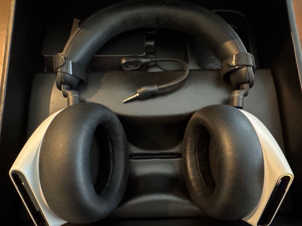 Alienware Kopfhörer: Alienware 920H Gaming Headset Dolby Atmos RGB Bluetooth – Gebraucht aus pfäffikon zh von Star_collector 4
