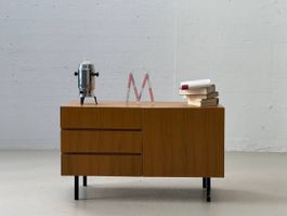Vintage Nussholz Sideboard – Mid-Century Modern, 1970er