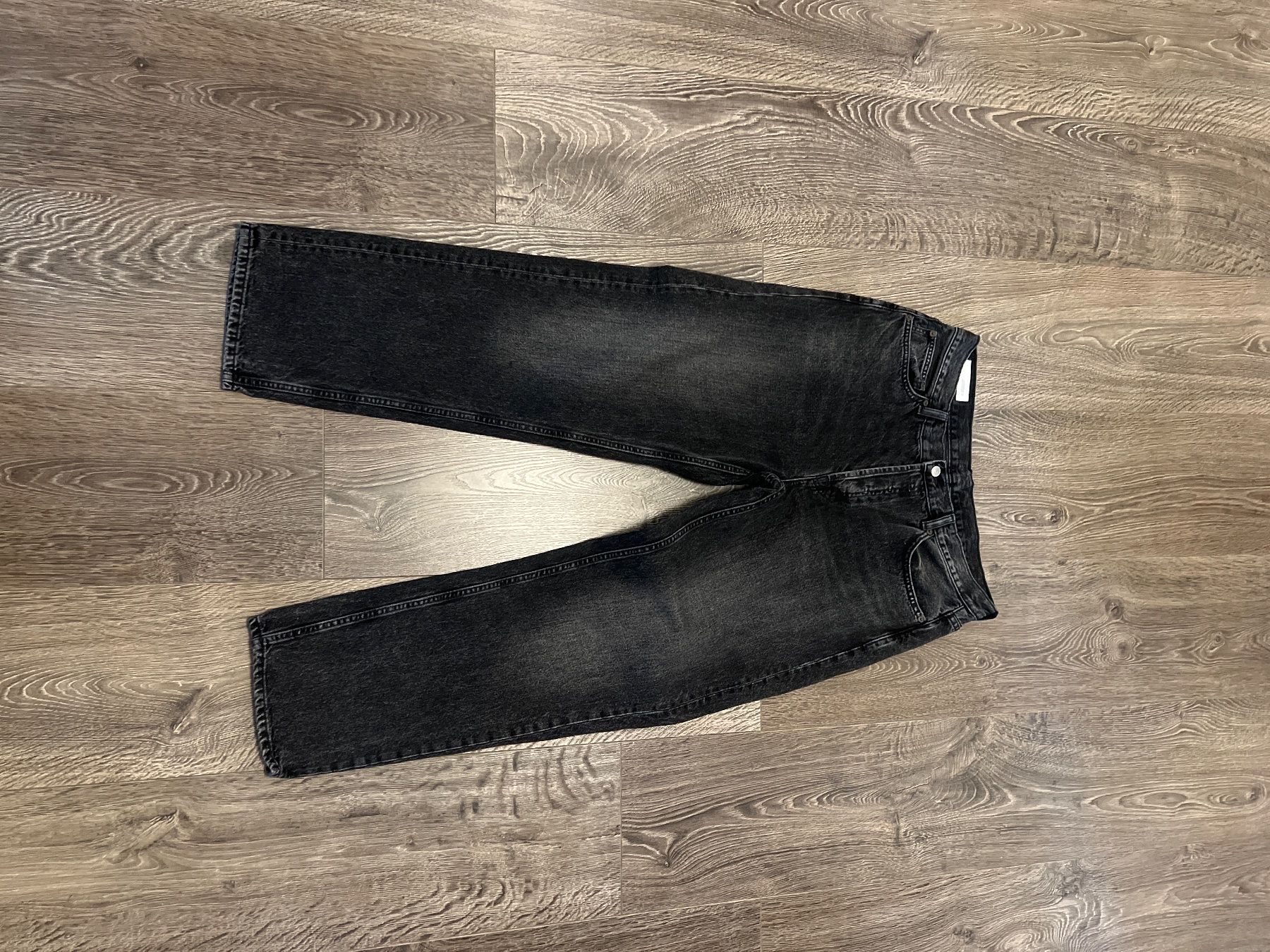 Zara Pantaloni: Zara Straight Hosen Grösse 46 – Usato da Weiach venduto da LemonJuice1995