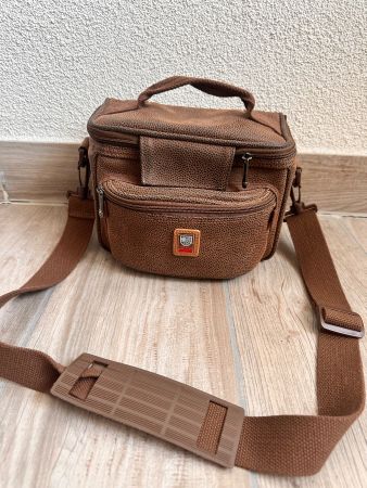 Stylish Brown Camera Bag - Perfect for Photography!