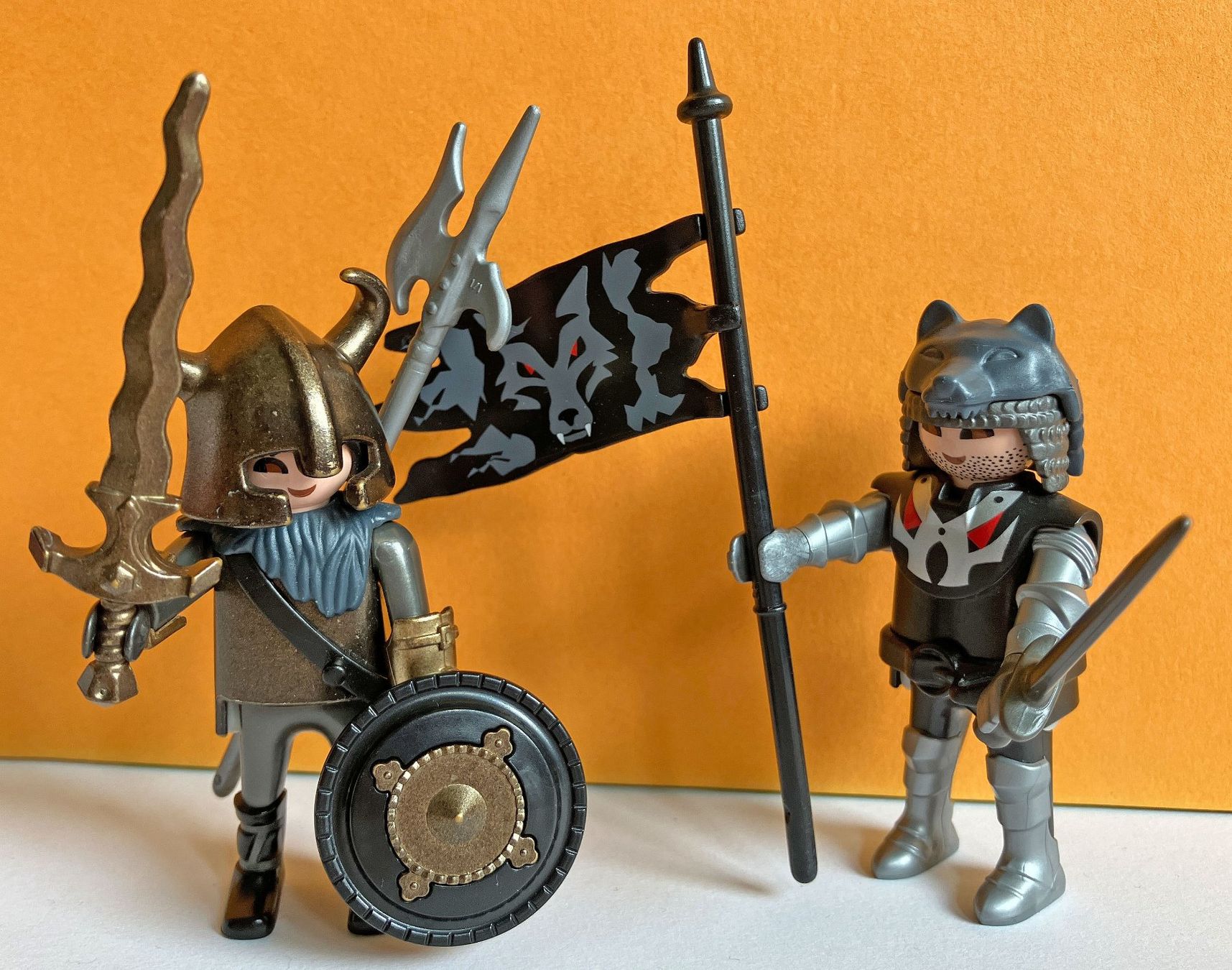 Playmobil Spielzeuge: Playmobil: Wolfs-Krieger – Gebraucht aus Richterswil von Nathan_adler 5