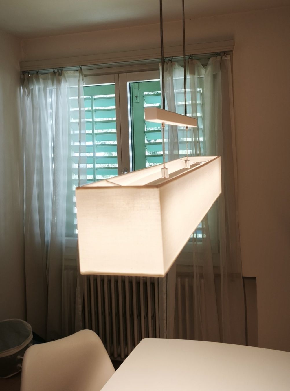 Kronleuchter & Deckenlampen: Hängeleuchte modern weiss rechteckig – Gebraucht aus Luzern von Raui 1