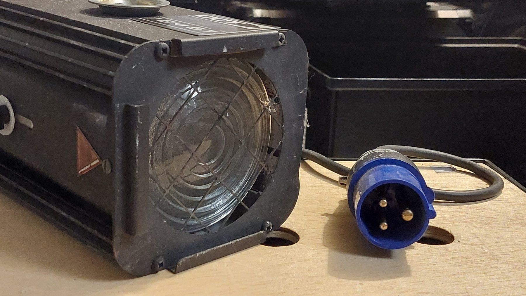 Lampade: CCT Minuette FR Profi Scheinwerfer – Usato da Rheineck venduto da FMPTV