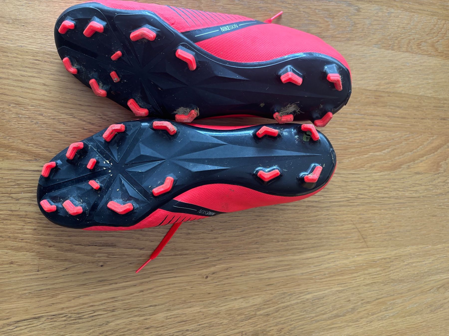 Nike Chaussures hommes: Nike Phantom Venom – D'occasion à Aarau par son_yns7 2